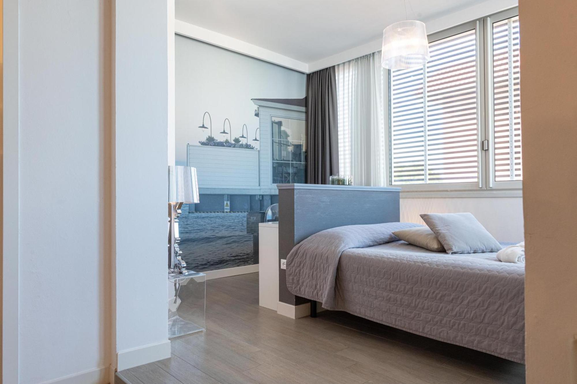Perla Verde Hotel Milano Marittima Bagian luar foto