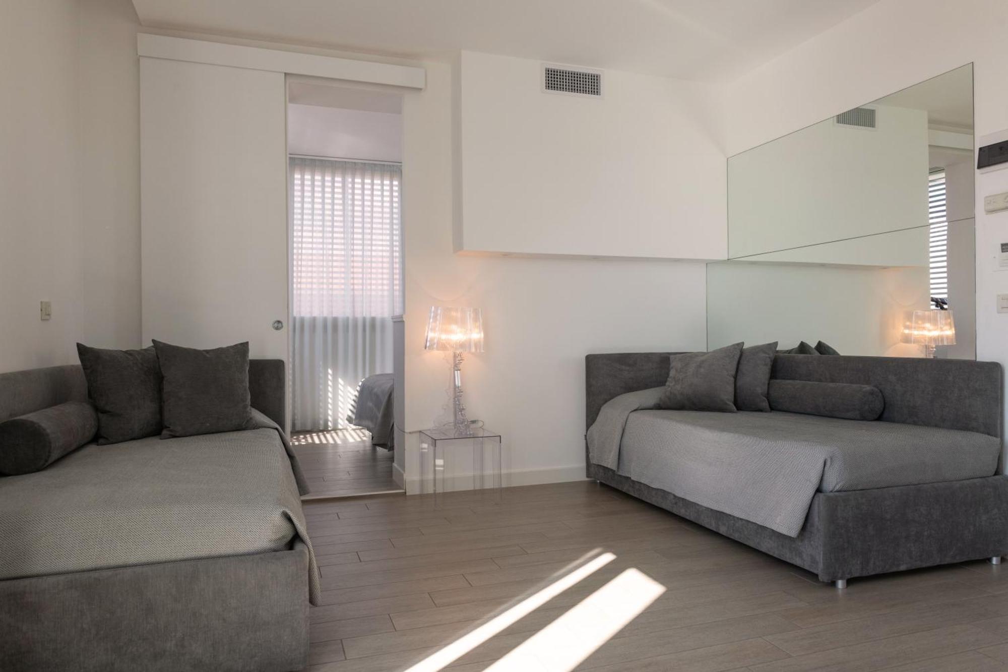 Perla Verde Hotel Milano Marittima Bagian luar foto