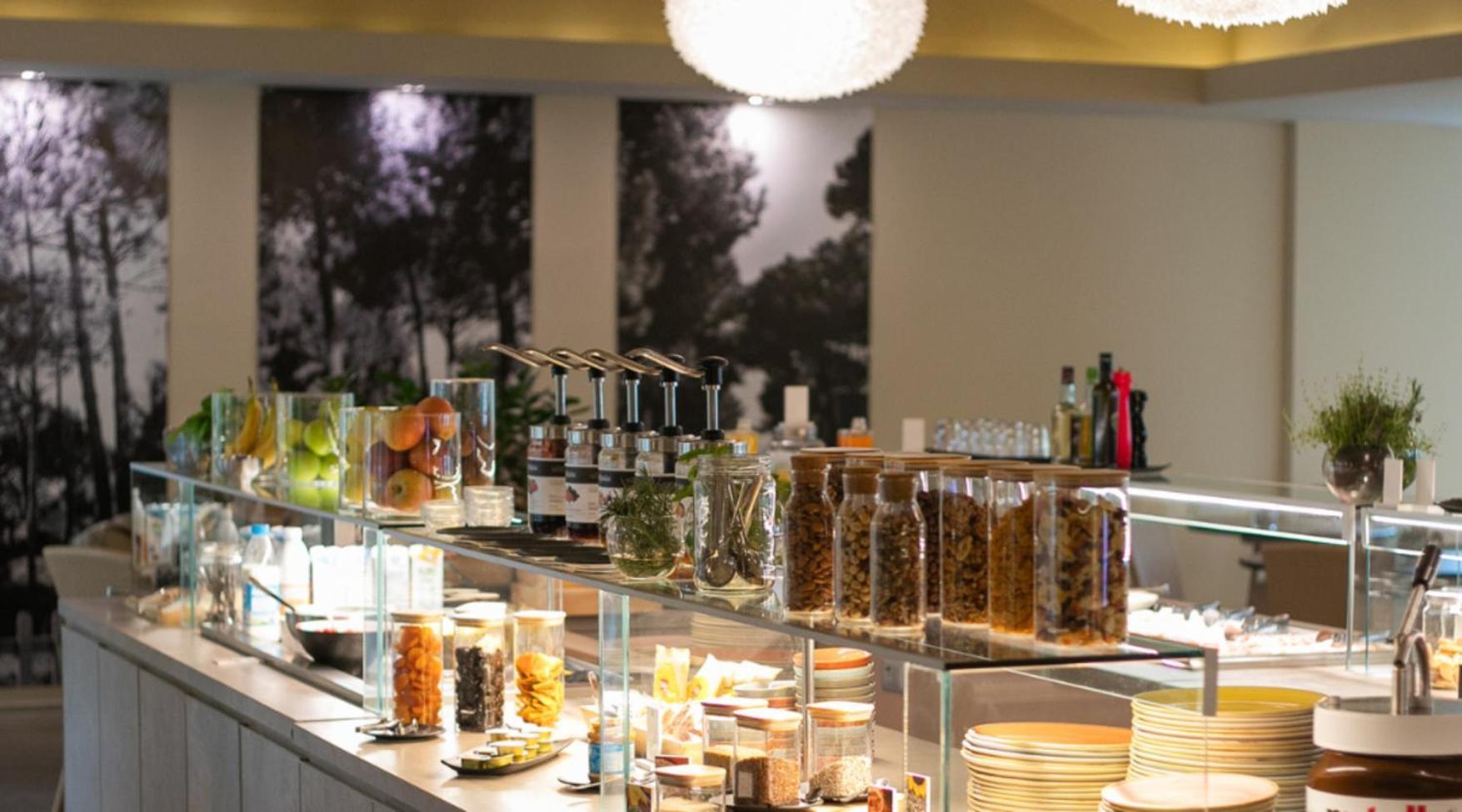 Perla Verde Hotel Milano Marittima Bagian luar foto